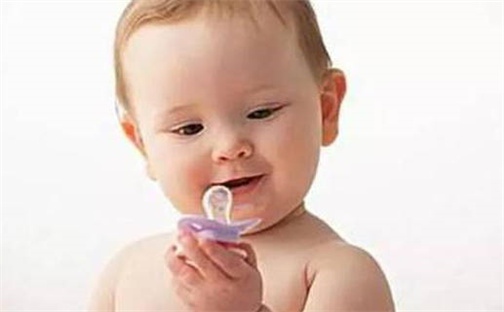 胡姓2026年06月30日出生的女孩子五行缺什么？如何科学取名