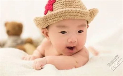 八字五行与黄姓：2026年06月13日出生男宝宝的理想名字分析