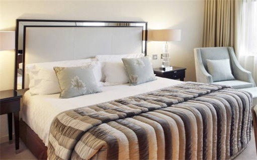 2027年01月07日装修黄历查询